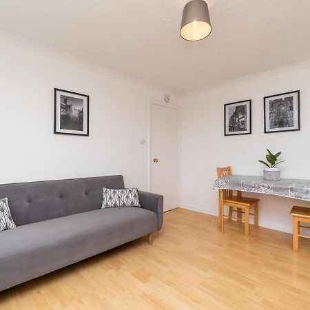 Pass The Keys One Bed Flat With Stunning Views And Free Parking Apartment Bath Exterior photo