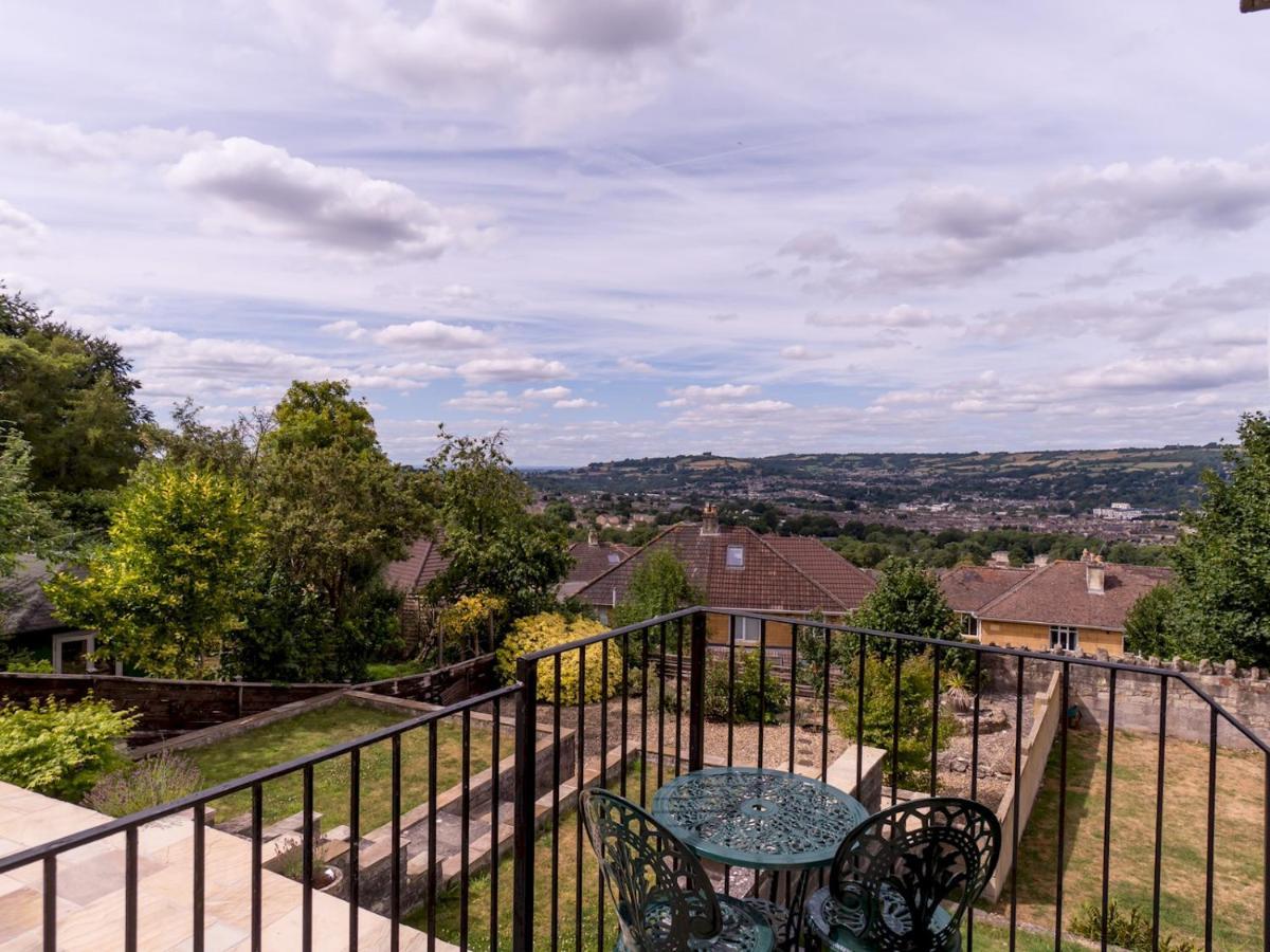 Pass The Keys One Bed Flat With Stunning Views And Free Parking Apartment Bath Exterior photo